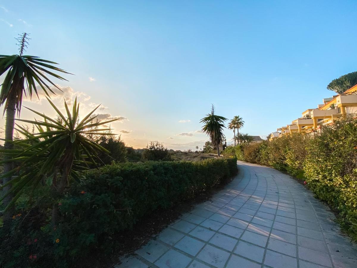 Apartamento Romana Playa Марбелья Экстерьер фото